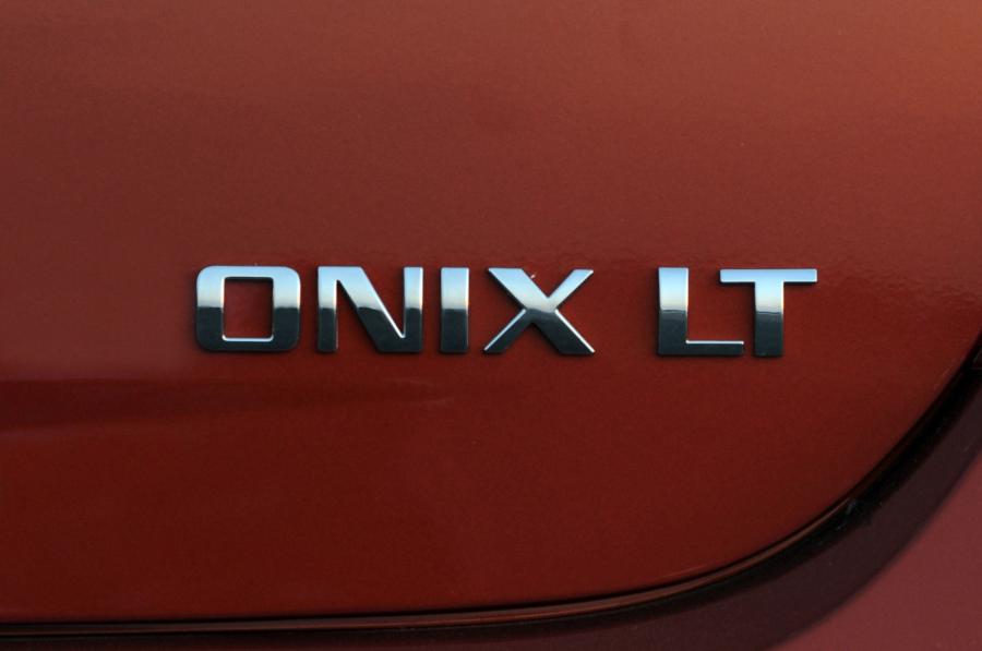  Chevrolet Onix 2012 года  (фото 55 из 113)
